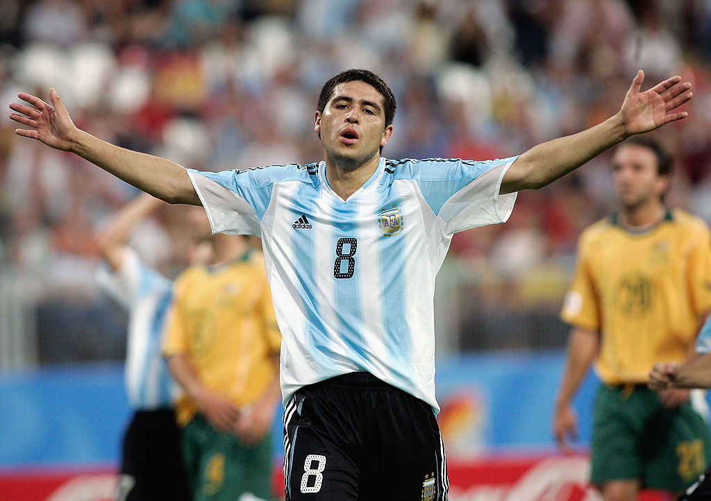NUREMBERG, GERMANY - JUNE 18:  Juan Riquelme of Argentina celebrates after he scored from the penalty spot making it 2-0 during the FIFA Confederations Cup 2005 match between Argentina and Australia on June 18, 2005 in Nuremberg, Germany.  (Photo by Jan Pitman/Bongarts/Getty Images)