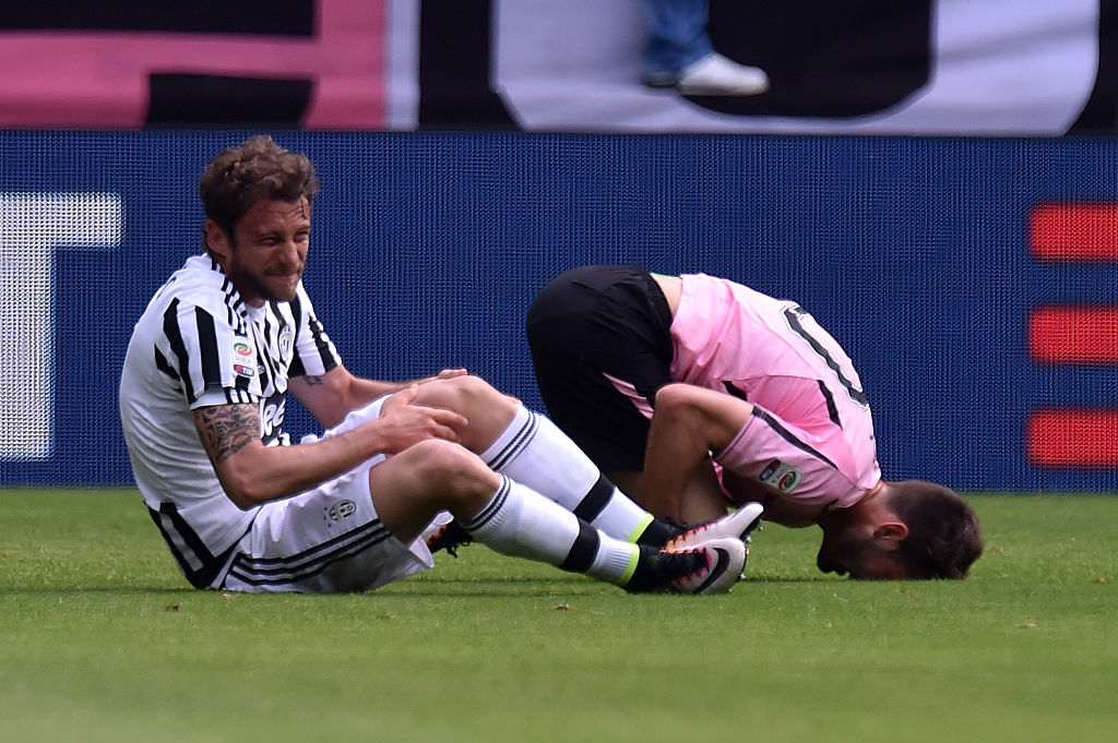 ユベントスのイタリア代表mfに悲劇 左膝前十字靭帯断裂でeuro出場が絶望的に フットボールゾーン