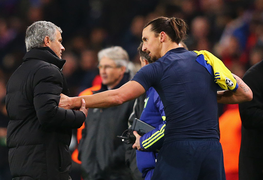 PARIS, FRANCE - FEBRUARY 17:  Jose Mourinho manager of Chelsea and Zlatan Ibrahimovic of Paris Saint-Germain in discussion after the UEFA Champions League Round of 16 match between Paris Saint-Germain and Chelsea at Parc des Princes on February 17, 2015 in Paris, France.  (Photo by Alex Livesey/Getty Images)