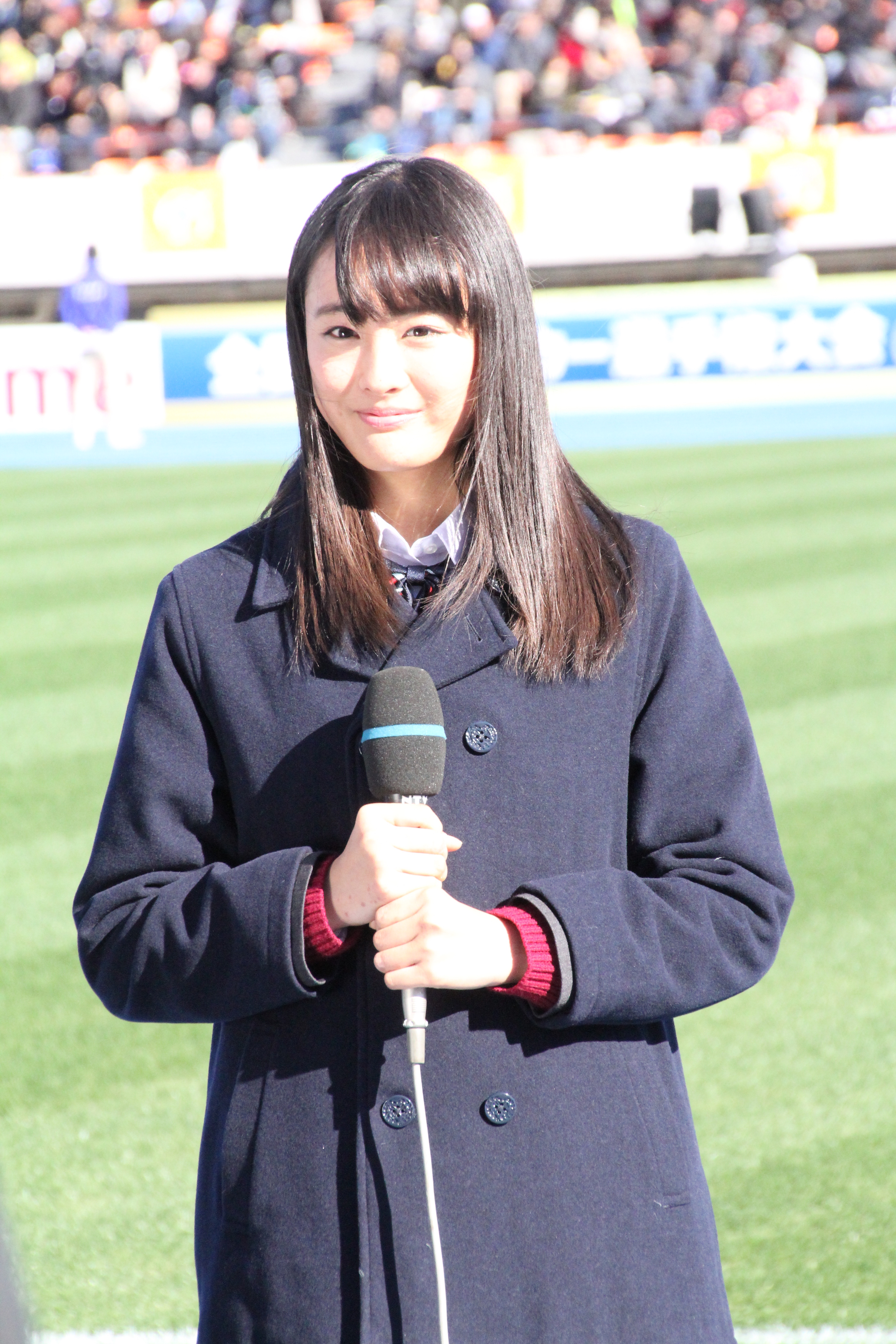 写真特集 高校サッカー選手権は名女優の登竜門 第12代応援マネージャーは大型新人の17歳美人女子高生 フットボールゾーン