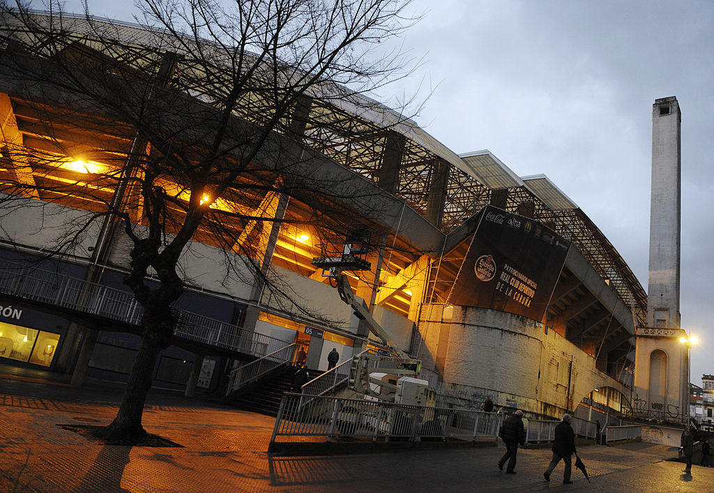 スペイン1部で前代未聞の試合延期 世界一美しいスタジアム が冬の嵐で損壊 フットボールゾーン