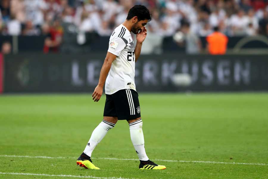 ギュンドアンが、サウジアラビア戦で自国のファンから大ブーイングを浴びる羽目になった【写真:Getty Images】