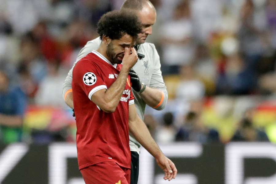 エジプト代表fwサラーが嘆いた悲劇 負傷交代のcl決勝は キャリア最悪の瞬間 フットボールゾーン