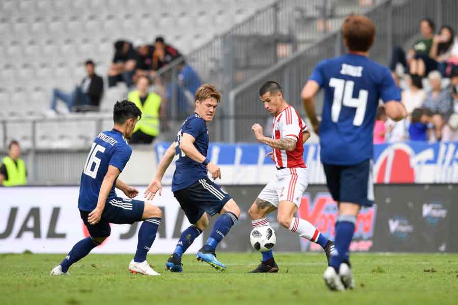 日本代表が、W杯に向けてパラグアイ戦の4ゴール以上に注目すべき変化とは？【写真：Getty Images】