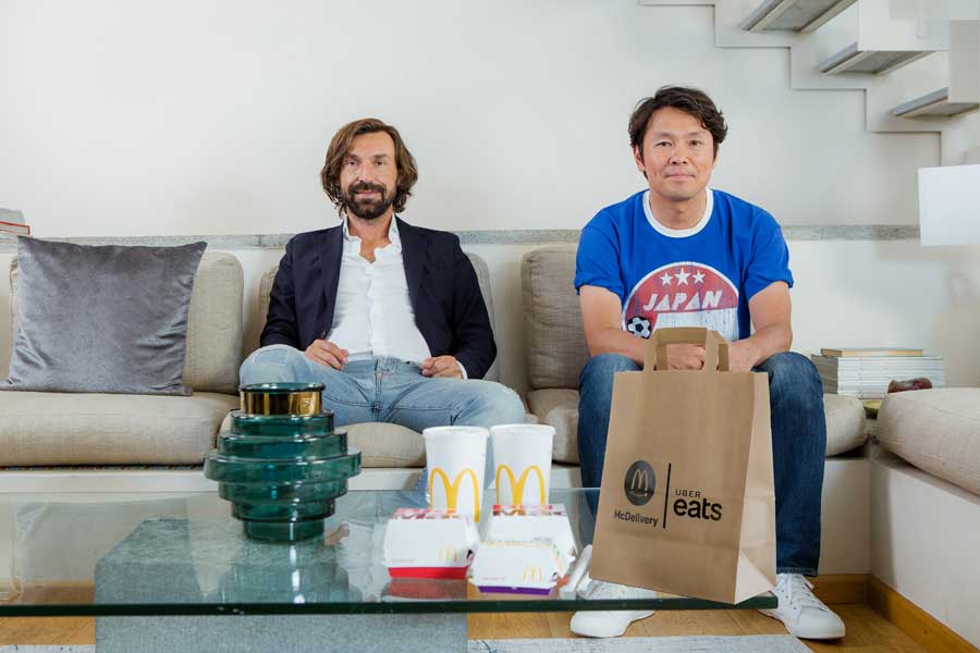 ピルロ氏と福田正博氏が「Uber Eats」キャンペーンで共演した　【写真：Uber Eats】