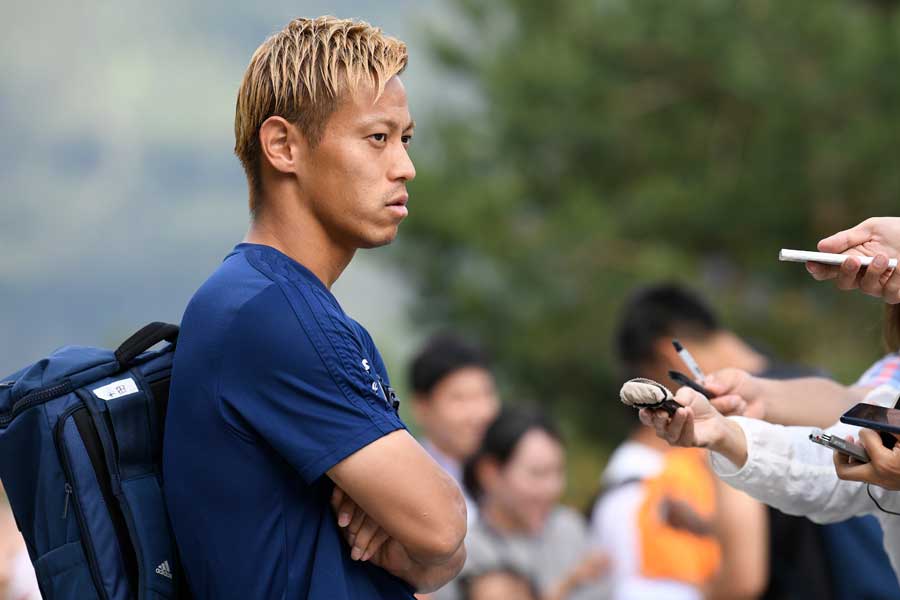 CSKAモスクワでプレーした本田は依然としてロシア国内で高い人気を誇る【写真：Getty Images】