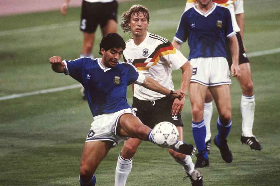 フラストレーションを与えて、プレーの精度を落とさせるのが最も現実的かつ効果的だという【写真：Getty Images】