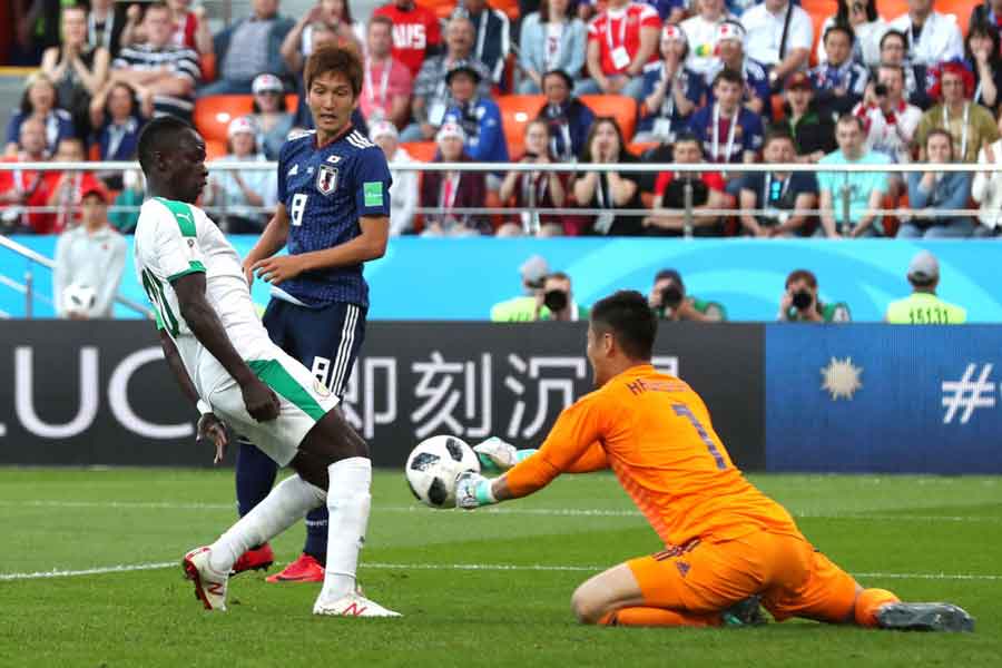 川島の痛恨ミスによる失点に海外騒然 W杯最低gk 大災害 などsnsで批判殺到 フットボールゾーン