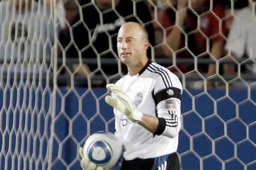 W杯出場4回を誇る往年の名GKケーシー・ケラー氏が攻めない日本の戦術に疑問【写真:Getty Images】