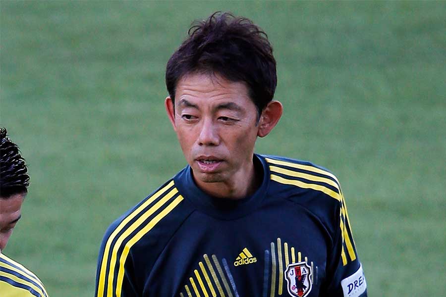 日本代表選手のフィジカル面を管理・指導している早川コンディショニングコーチ【写真：Getty Images】