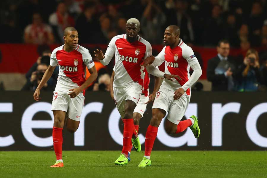 （左）ムバッペがモナコ在籍時の16-17シーズンの欧州CLで対戦したが、当時は存在を知らなかったようだ【写真：Getty Images】