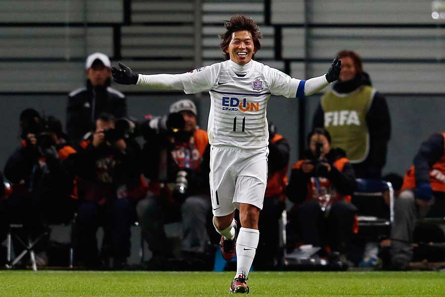 佐藤寿人らを軸に2012、13、15年と広島を3度J1リーグ王者に導いた【写真：Getty Images】