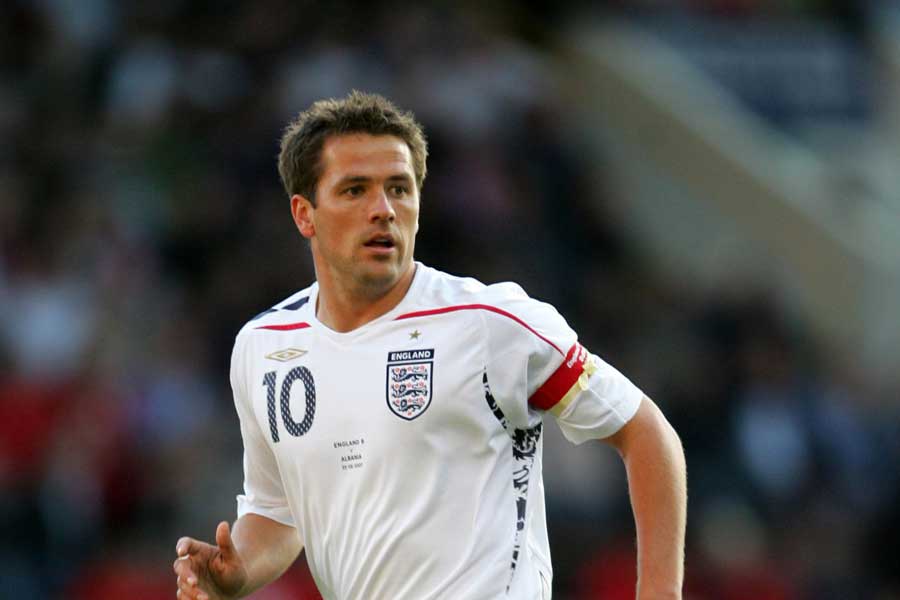 イングランド代表でも89試合40得点と活躍したオーウェン【写真：Getty Images】
