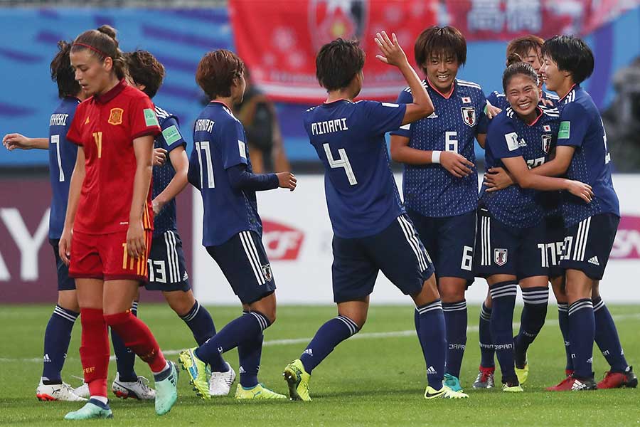 日本 ｕ 女子ｗ杯初優勝 スペインを3 1撃破 史上初ｗ杯全カテゴリー制覇の快挙 Football Zone Web フットボールゾーンウェブ