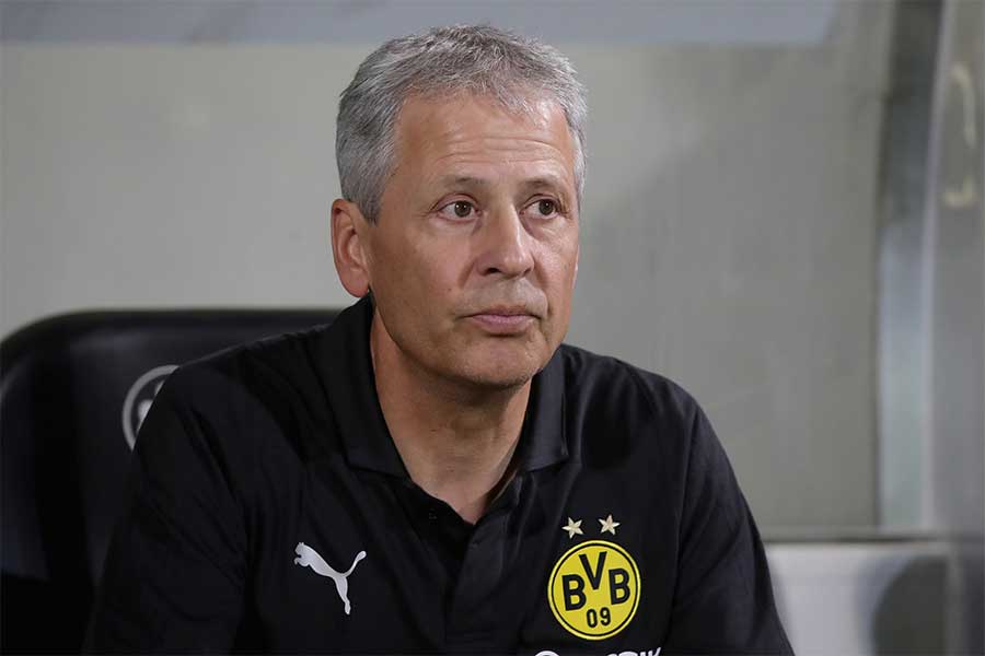 ドルトムントを率いるファブレ監督【写真：Getty Images】