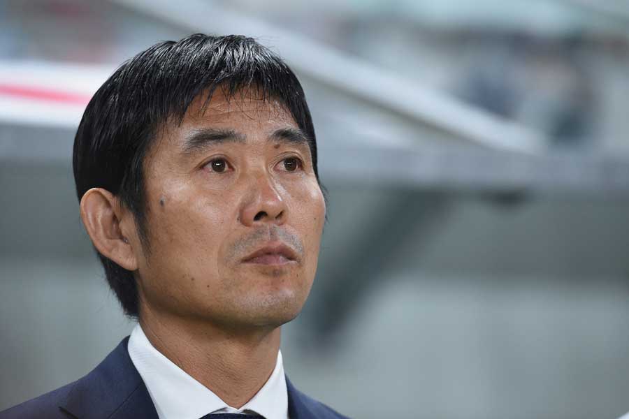 新生日本代表を率いる森保監督【写真：Getty Images】