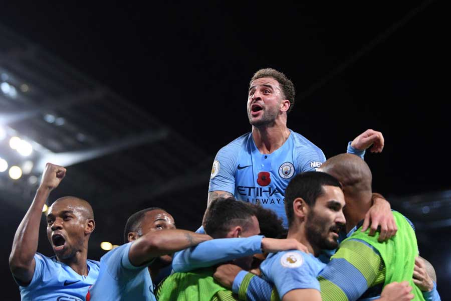 無敗を維持し、10勝到達一番乗りとなったシティ【写真:Getty Images】