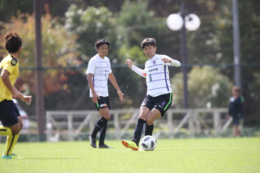 「カズさんのすごさは一緒にやってみないと分からない」と広島に加入した大半の選手が口にした【写真:紫熊倶楽部】