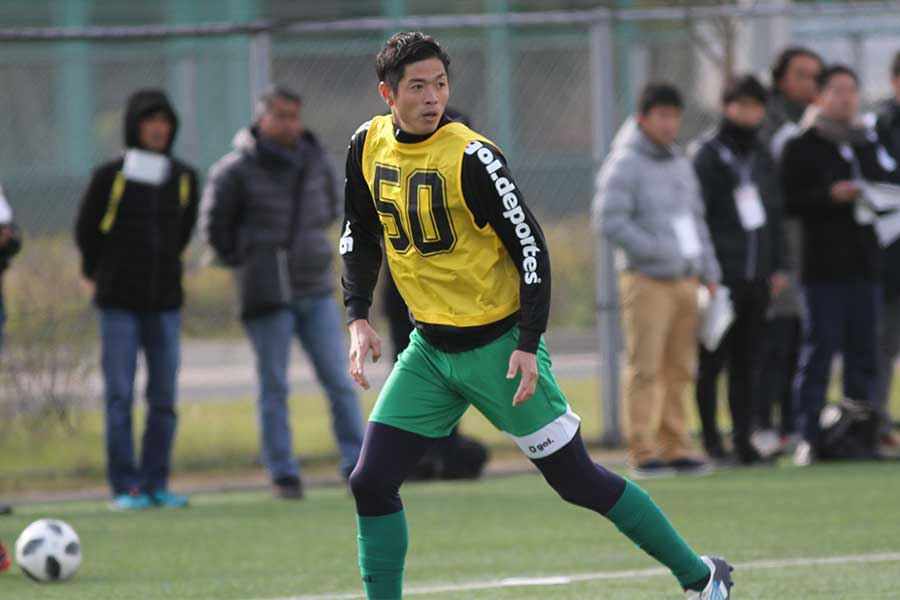 13日のトライアウトに参加した久保裕一【写真：Football ZONE web】