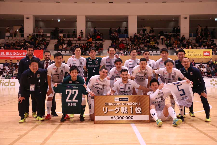 Fリーグのレギュラーシーズン1位を確定させた名古屋オーシャンズ【写真：河合拓/Futsal X】