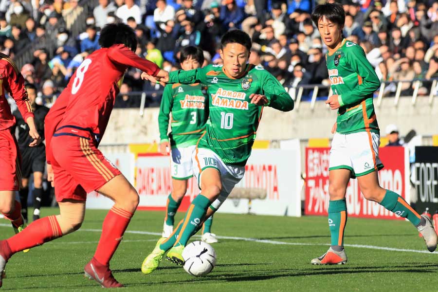 流通経済大柏との決勝戦で2ゴールを決めた青森山田MF檀崎【写真：Noriko NAGANO】