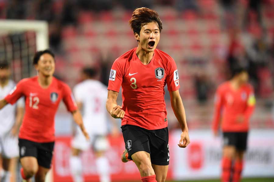 韓国代表は、DFキム・ジンスの決勝ゴールで準々決勝進出【写真:ⒸAFC】