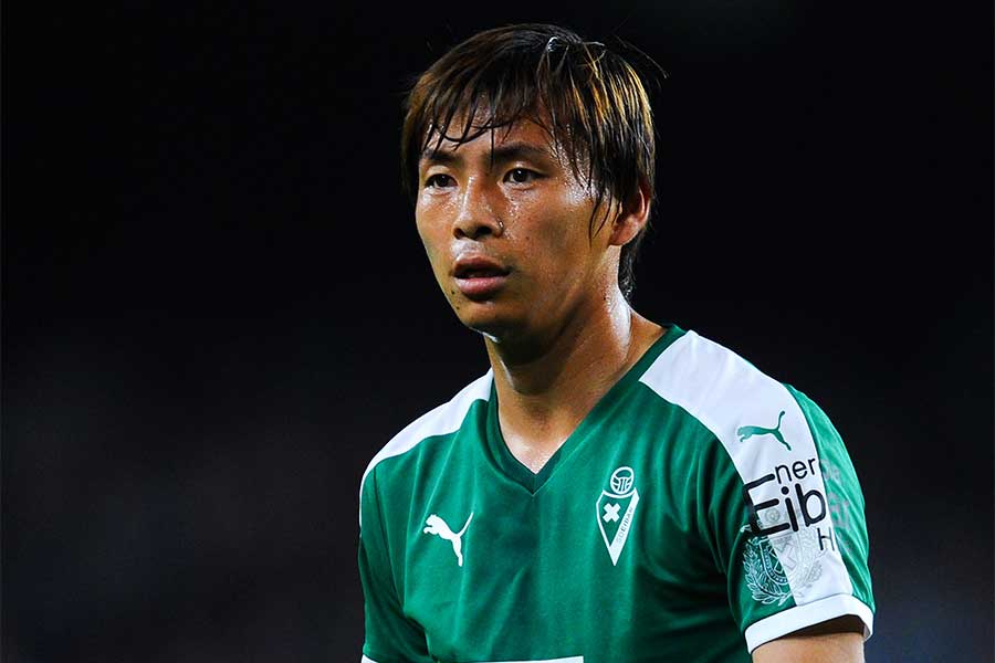 乾のリーガデビュー戦に再脚光【写真:Getty Images】