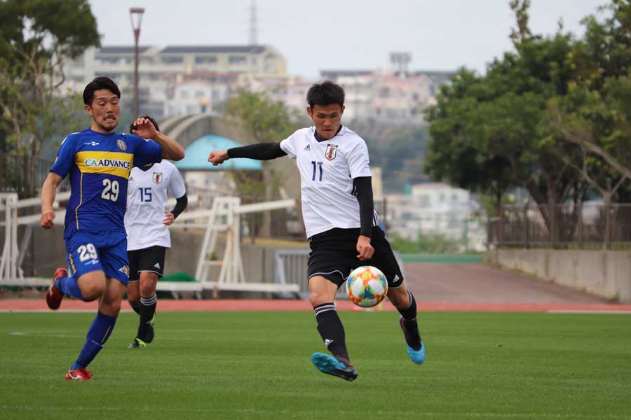 沖縄SVとのトレーニングマッチで2得点を挙げたFW田川【写真：轡田哲朗】