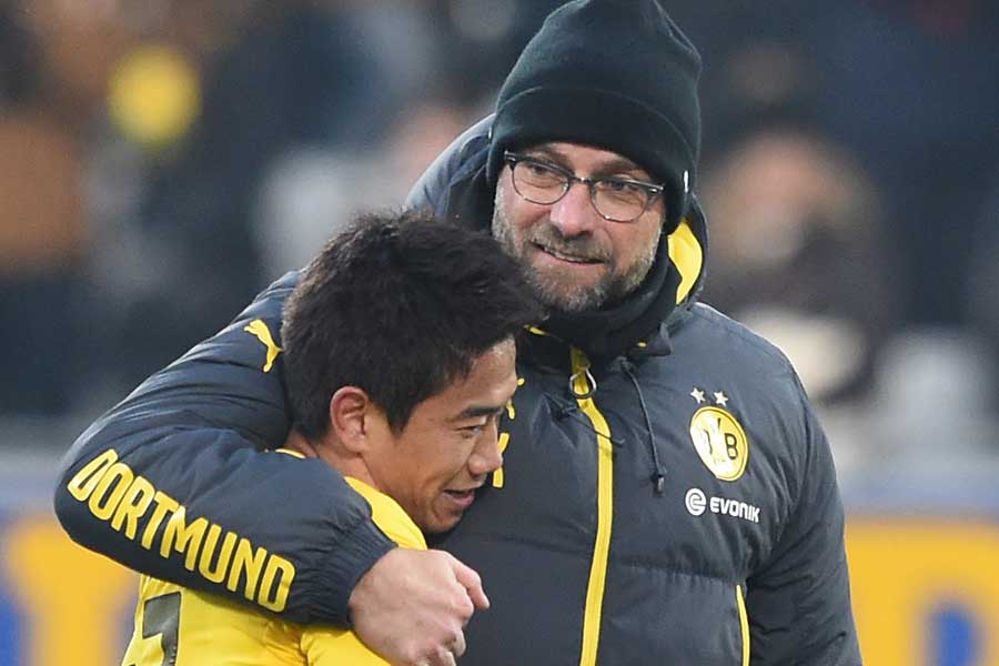 ドルトムント所属時の香川とクロップ監督【写真：Getty Images】