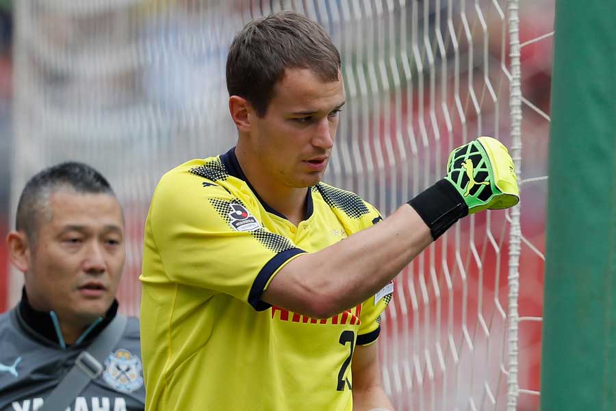 磐田のGKカミンスキー【写真：Getty Images】