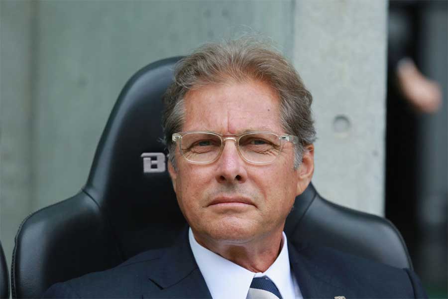 浦和を率いるオリヴェイラ監督【写真:Getty Images】