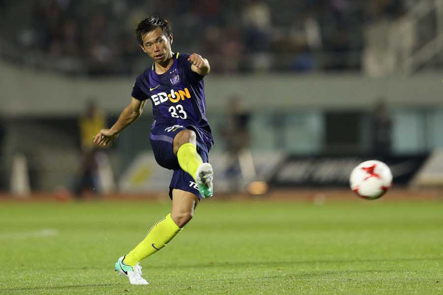 アジアカップでの活躍も記憶に新しい塩谷も広島から世界に旅立った（現在はアル・アインでプレー）【写真：Getty Images】