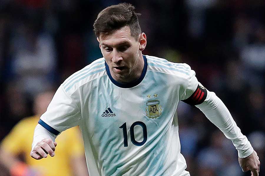 メッシの外見 大々的に変化 アルゼンチン代表復帰戦の 髭なし姿 にスペイン紙注目 フットボールゾーン
