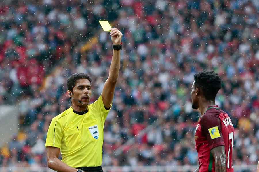  FIFAは、Ｗ杯の審判団からサウジアラビア人のファハド・アルミルダシ氏を除外した【写真：AP】