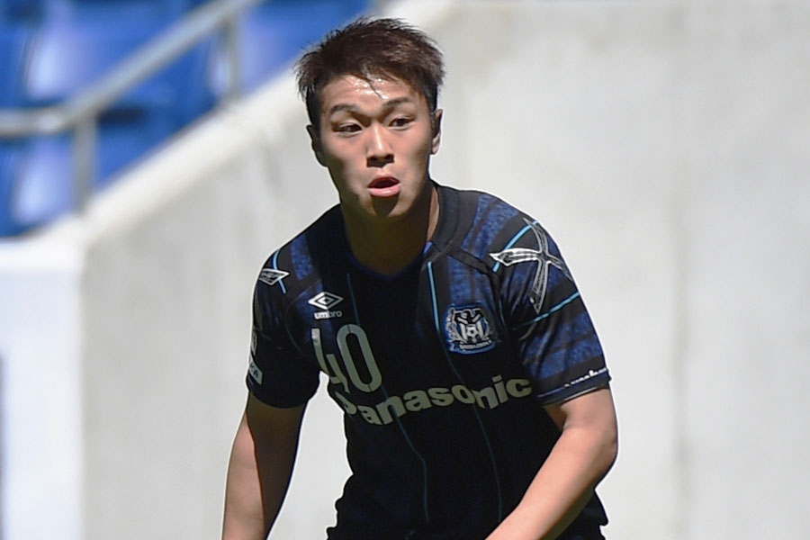 J1初ゴールを決めたガンバ大阪の20歳FW食野【写真：Getty Images】