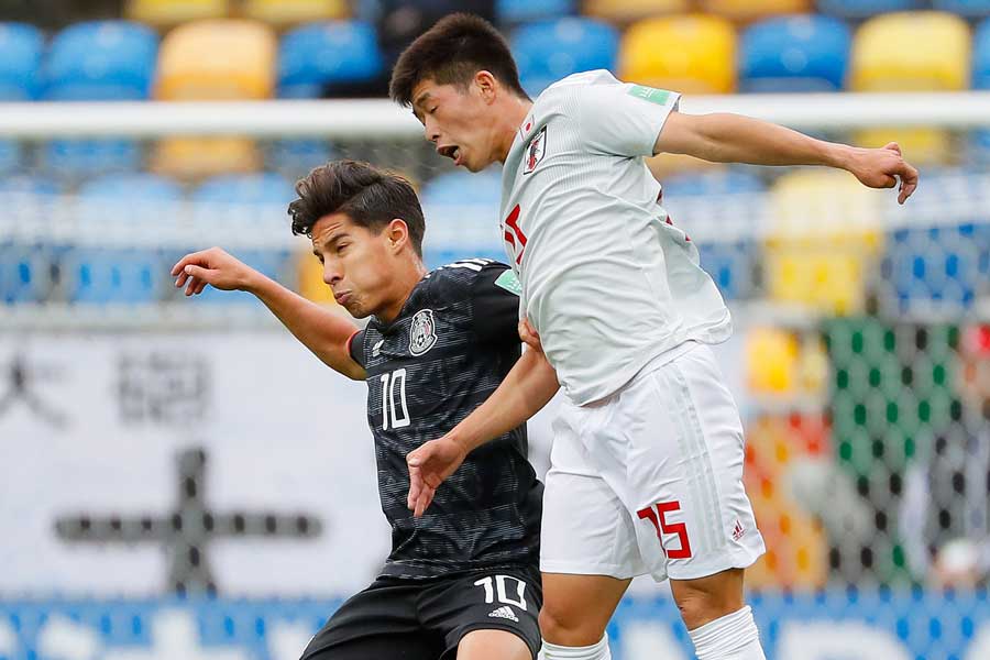 U-20メキシコ代表FWディエゴ・ライネスを囲い込む日本の包囲網が話題に【写真：Getty Images】