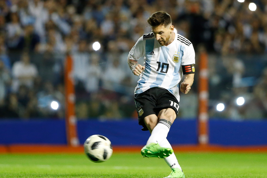 「ESPN」がメッシら4選手をW杯の得点王候補に挙げている【写真：Getty Images】