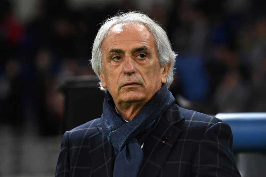 ハリルホジッチ前監督は日本に「デュエル」の意識を植えつけた【写真:Getty Images】