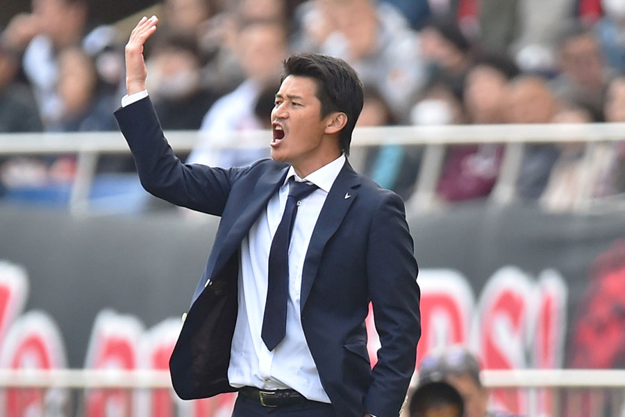 ヴィッセル神戸の吉田監督【写真：木鋪虎雄】