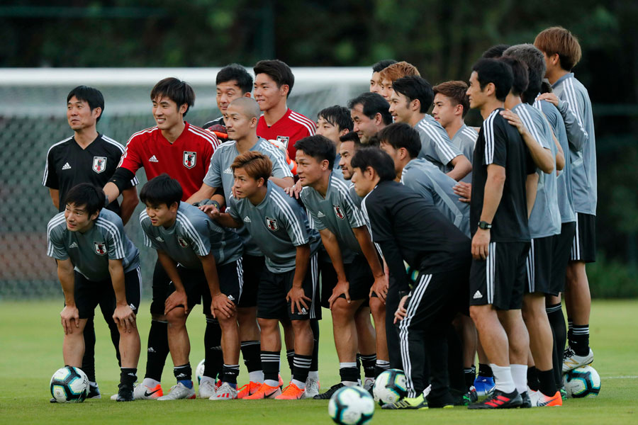決戦の地ブラジルに到着した森保ジャパン【写真：AP】