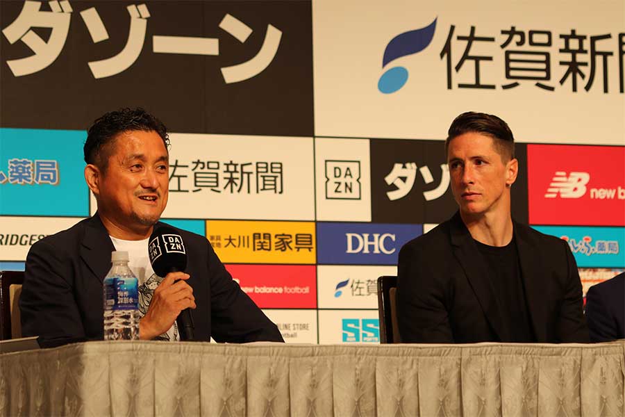 サガン鳥栖の竹原稔社長がトーレスに感謝の気持ちを語った【写真：Football ZONE web】