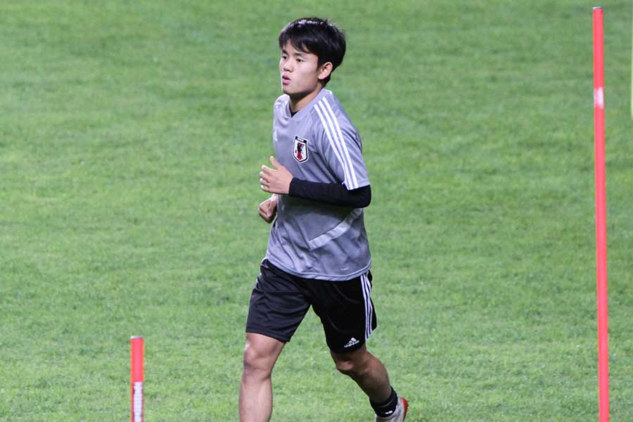 日本代表MF久保建英【写真：Football ZONE web】