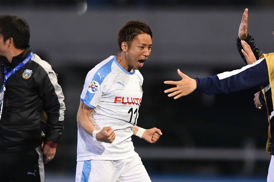 J1通算100ゴールを決めたFW小林悠【写真:Getty Images】