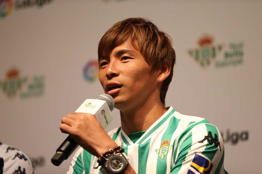 2022年カタールW杯出場も視野に入れ「4年後に選ばれれば…」と意気込みを口にした乾【写真:Football ZONE web】