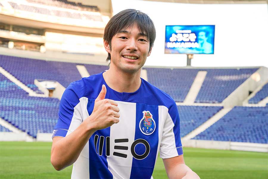 FCポルトへの完全移籍が決定したMF中島翔哉【写真：FC PORTO】