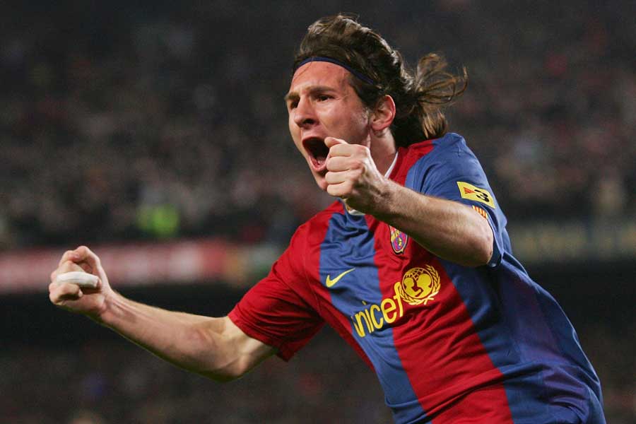 2007年3月、伝統の一戦「クラシコ」で初めてのハットトリックを達成した【写真：Getty Images】