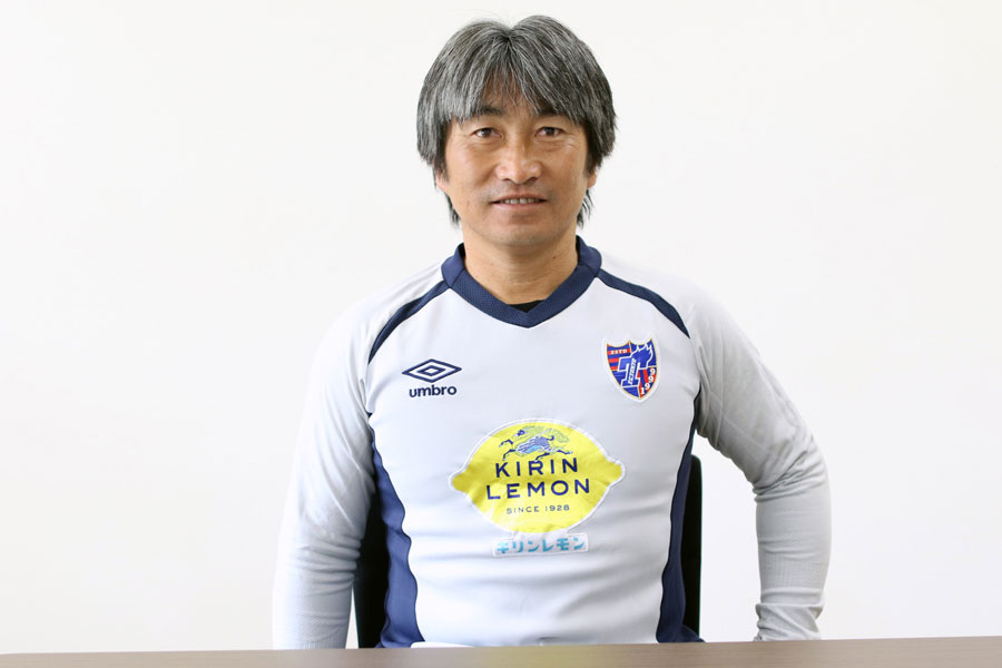 FC東京の安間コーチ【写真:Football ZONE web】