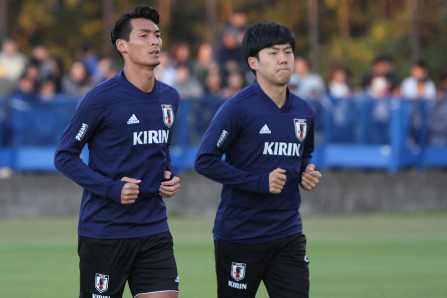 日本代表DF槙野（左）【写真：Football ZONE web】