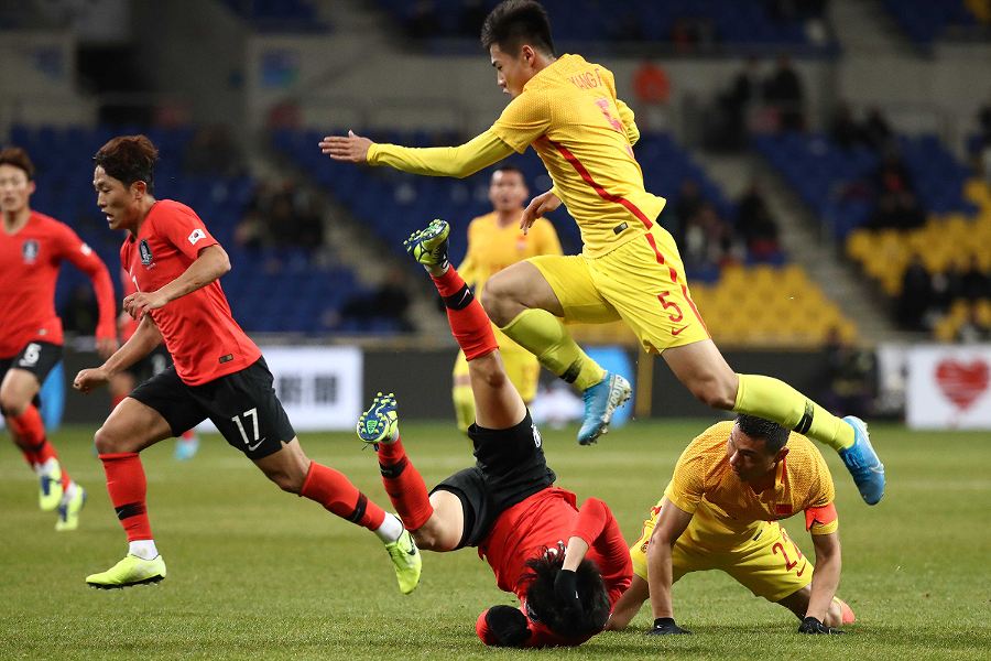 韓国代表の元jリーガーが被害 現地紙が中国揶揄 日本戦と同様の少林サッカー フットボールゾーン