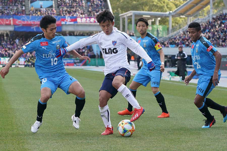 開幕戦の“多摩川クラシコ”に先発出場を飾った久保【写真：荒川祐史】